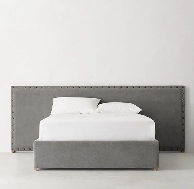 Фото Двуспальная кровать Axel серого цвета