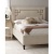 Фото Двуспальная кровать Gavin кремового цвета Фото Двуспальная кровать Gavin кремового цвета