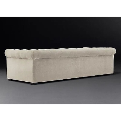 Фото Трехместный диван Modena Chesterfield Collection светло-серого цвета